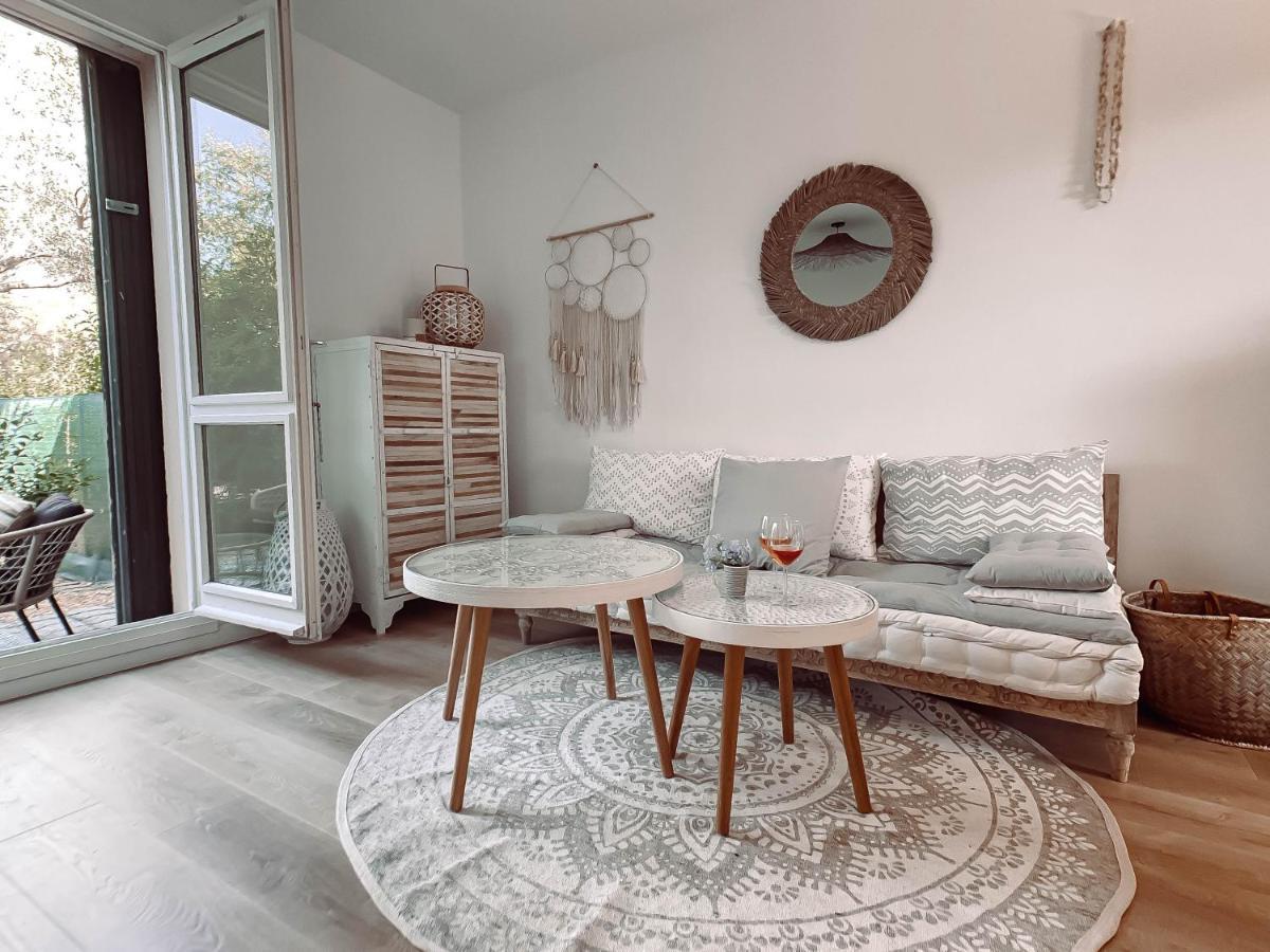 Appartement Ravissant T1 Avec Jardinet Proche De La *